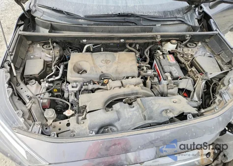 2021 Toyota Rav4 Xle z USA, uszkodzony, nr VIN 2T3P1RFV8MC253377